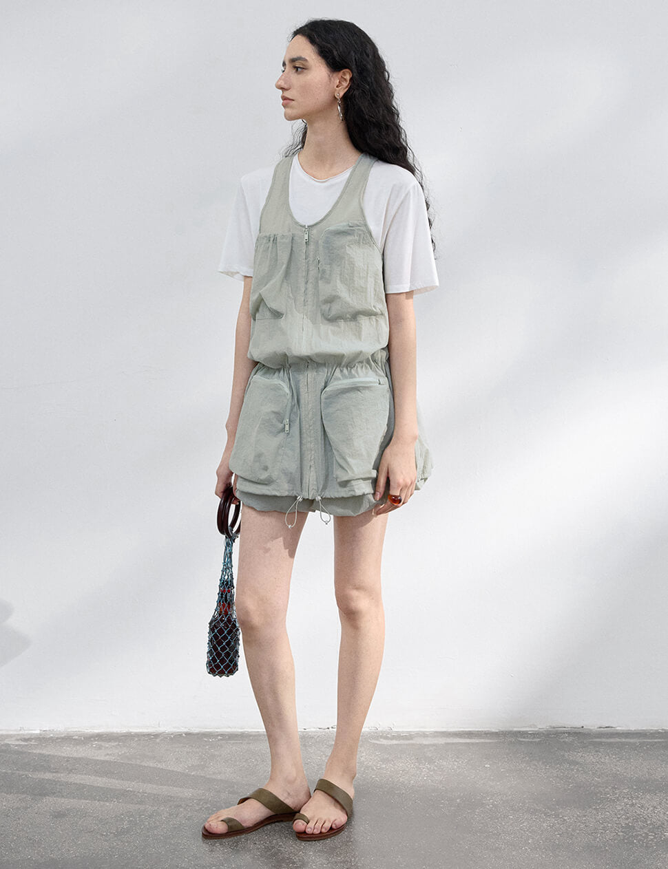 Pebble Parachute Pocket Tank