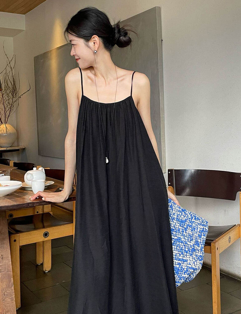Antonia Black Dress