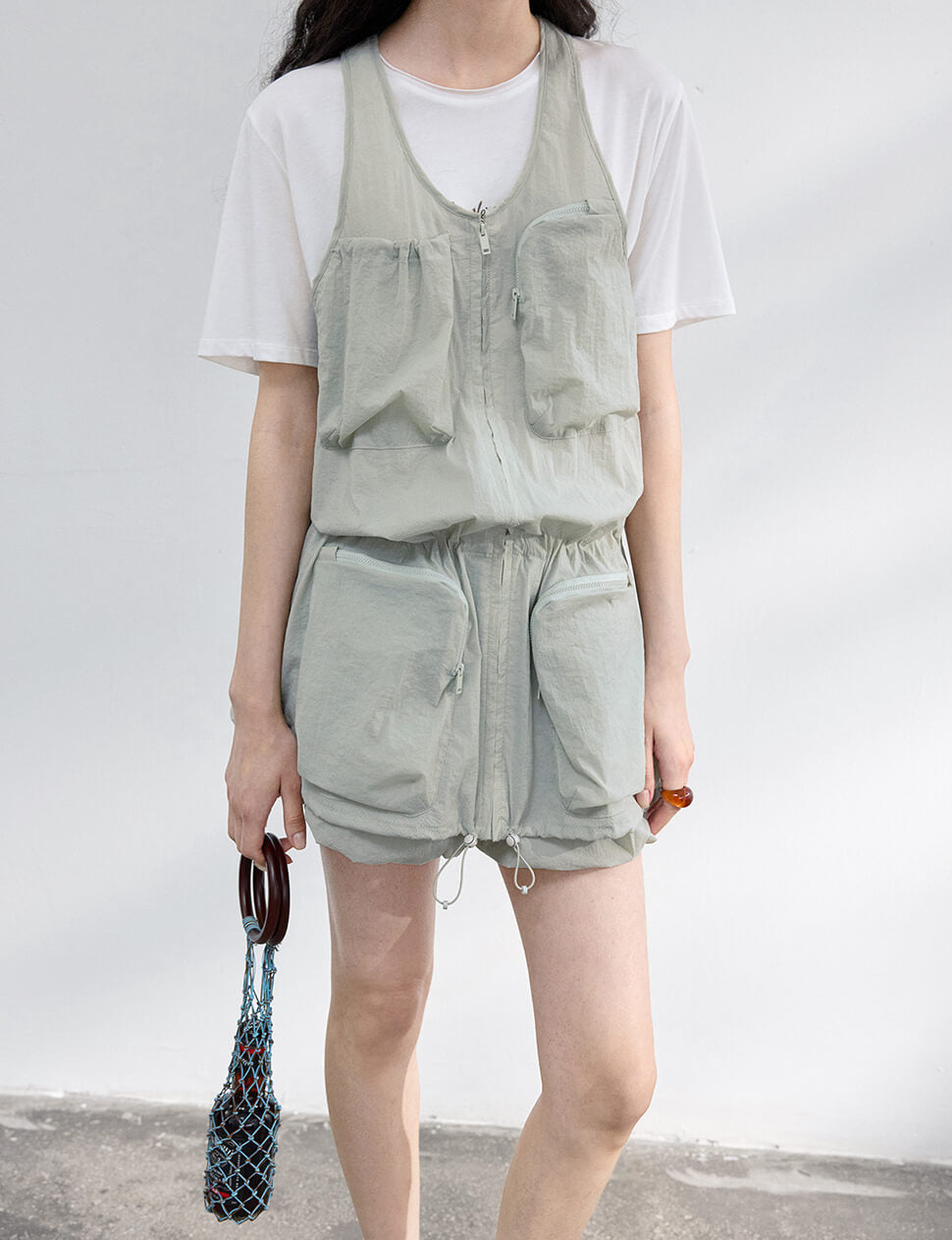 Pebble Parachute Pocket Tank