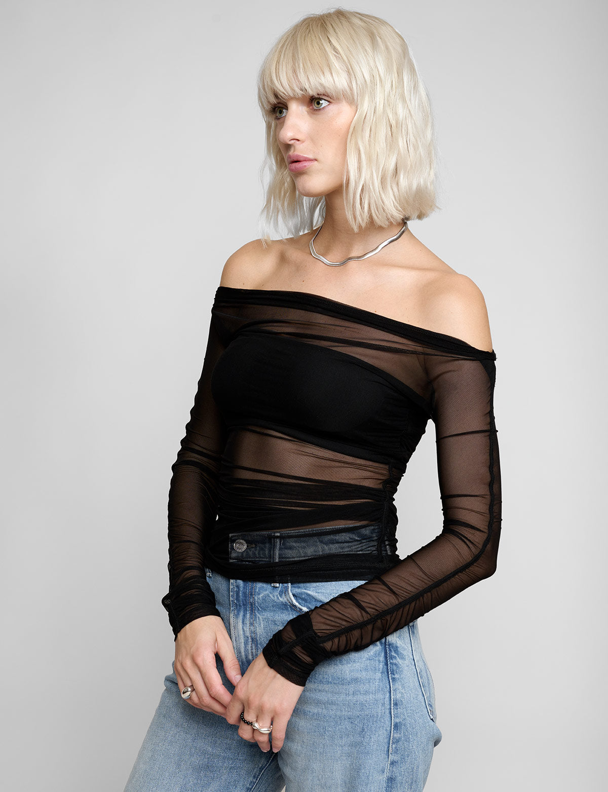 Lydia Mesh Off-The-Shoulder Top -BESTSELLER