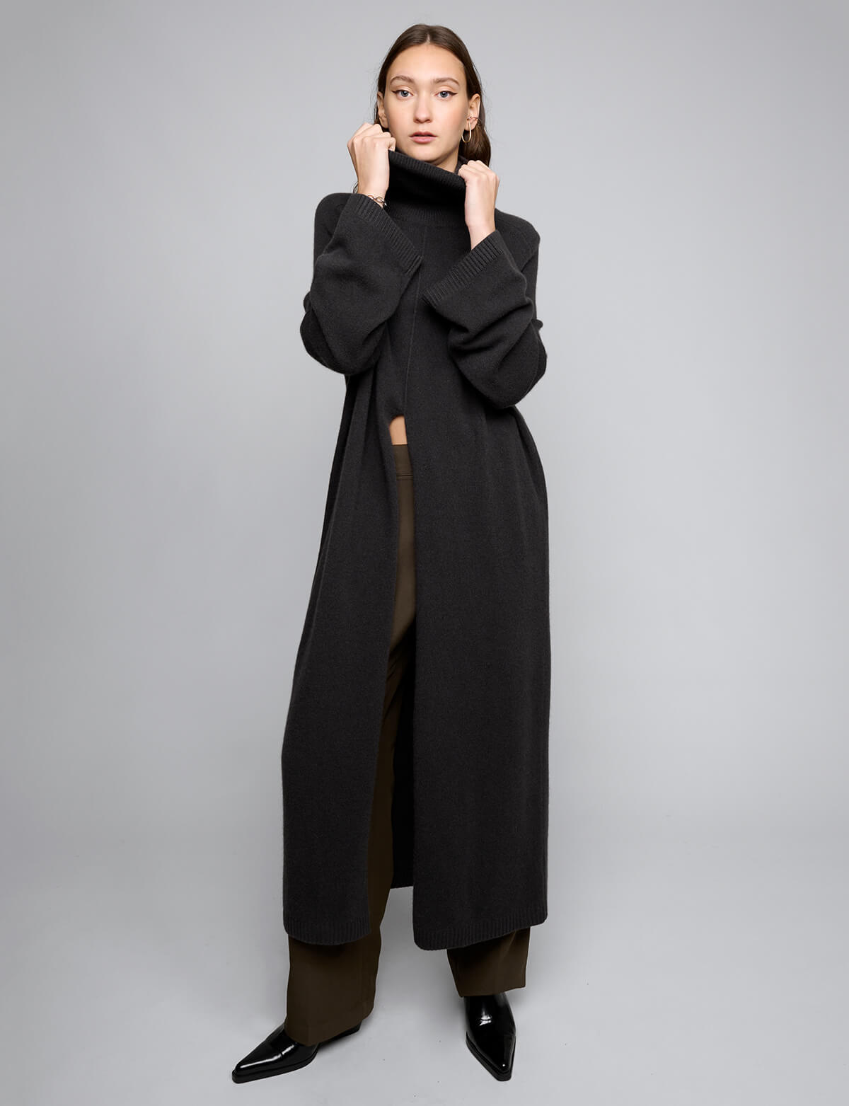 Split Long Turtleneck Sweater BESTSELLER