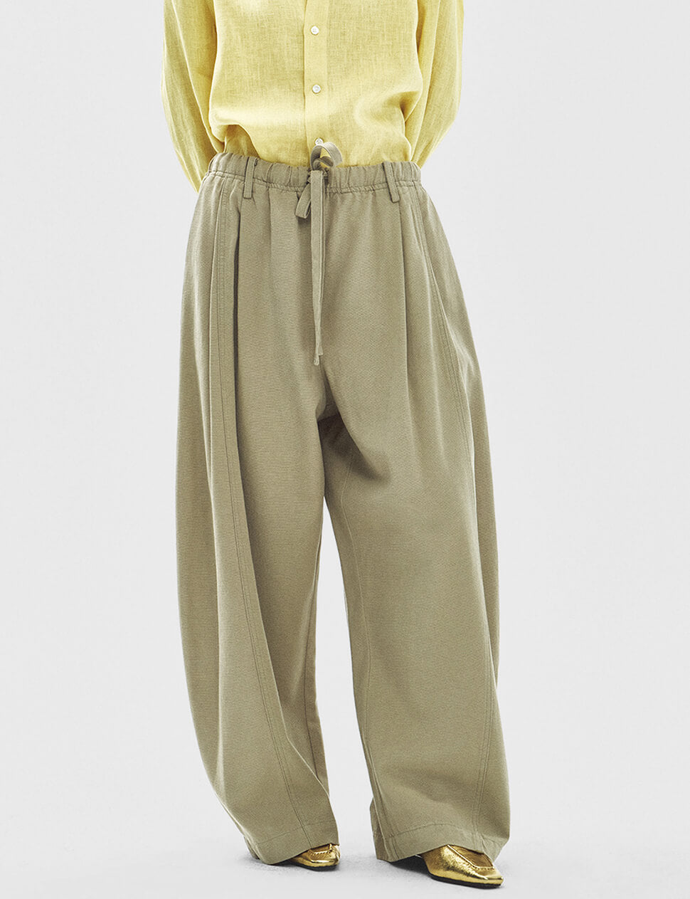 Wide-Leg Drawstring Trousers in Khaki