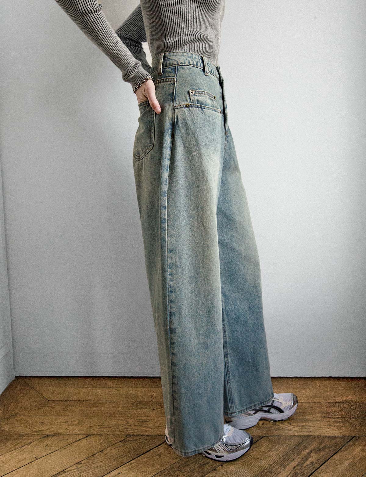 Wide Leg Jeans