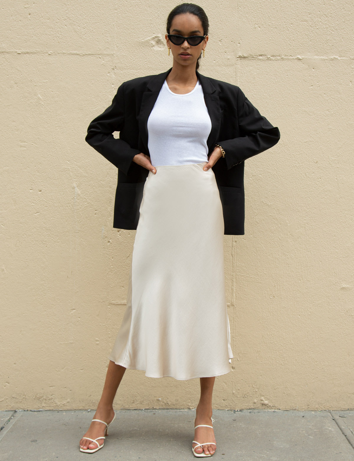 Amazon.com: Women's Mermai Midi Skirts High Elastic Waist Simple Silk Satin  Stright Pull On Pencil Maxi Skirt for Teens Light Storm : Clothing, Shoes &  Jewelry